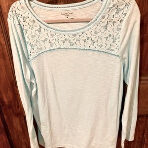 Northcrest White and Blue Lace Long Sleeve Blouse